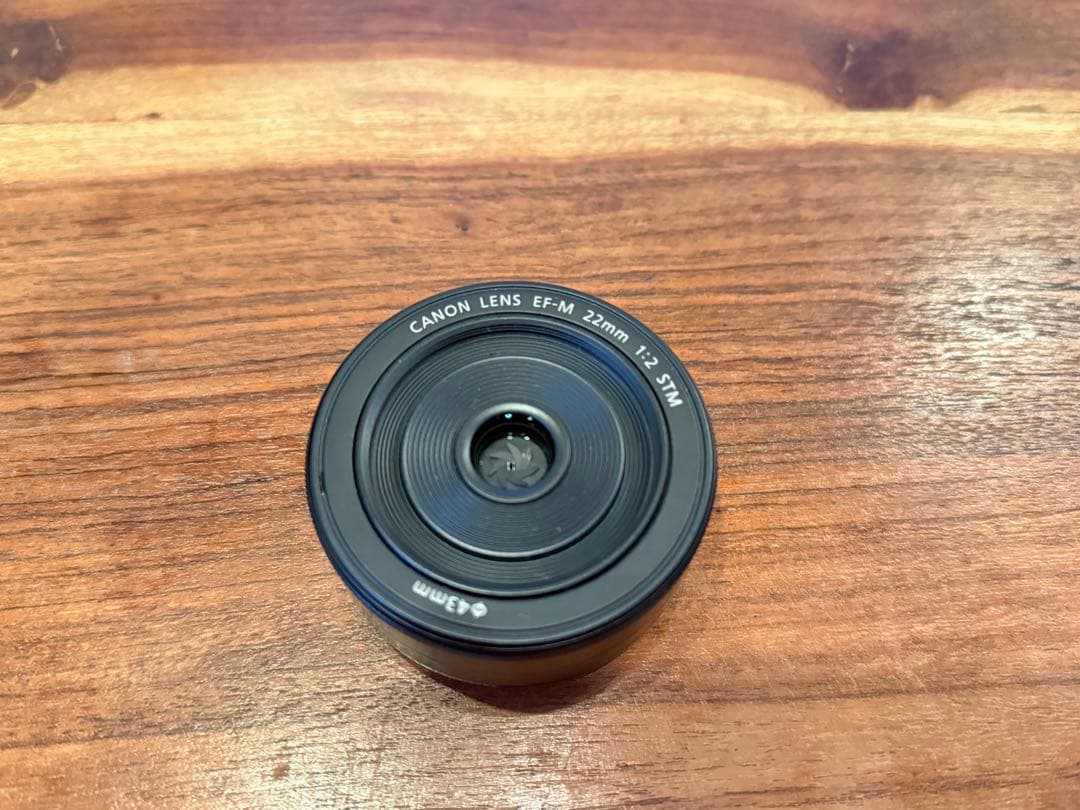 CANON EOS kiss M EF-M 22mm F2 STM キヤノン