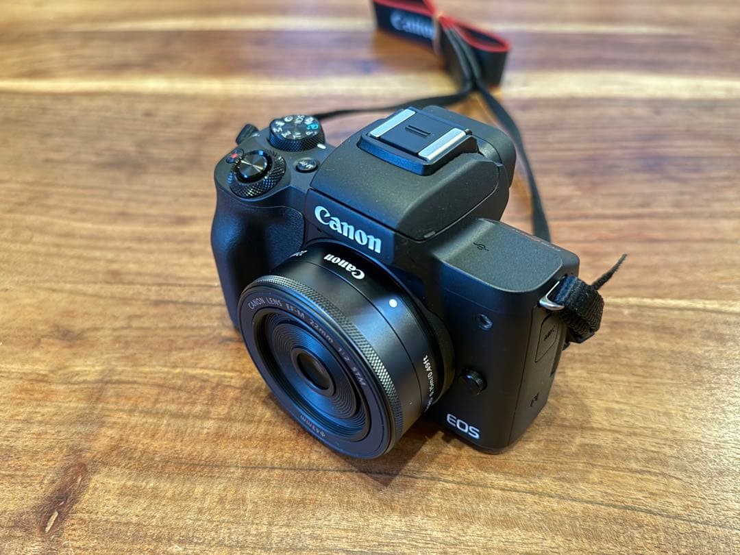 CANON EOS kiss M EF-M 22mm F2 STM キヤノン
