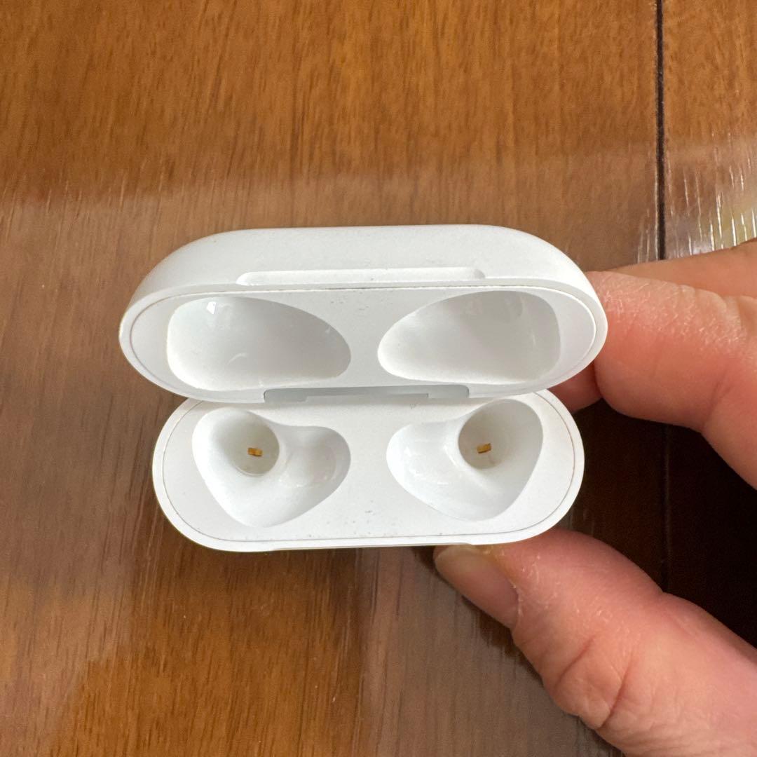 AirPods 第三世代 AirPods3 elagoカバー付き