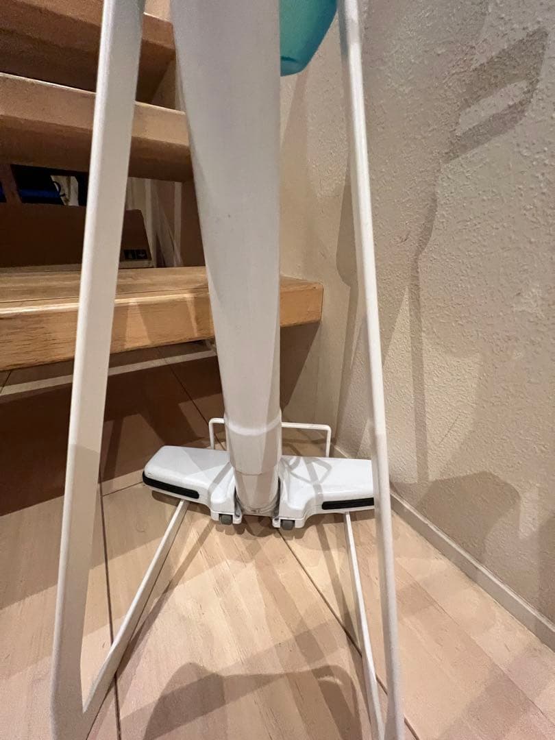 マキタ 充電式クリーナー 14.4V CL142FD