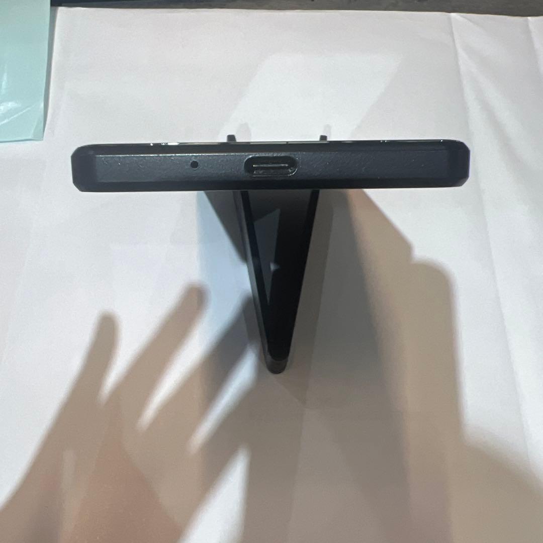 E42 AU SIM解除済みXperia1 III 256GB