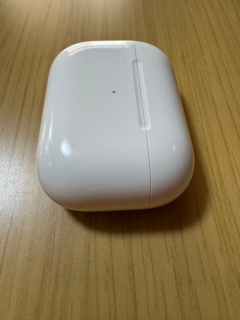 AirPods Pro 第1世代 ケース付【イヤーピースなし】