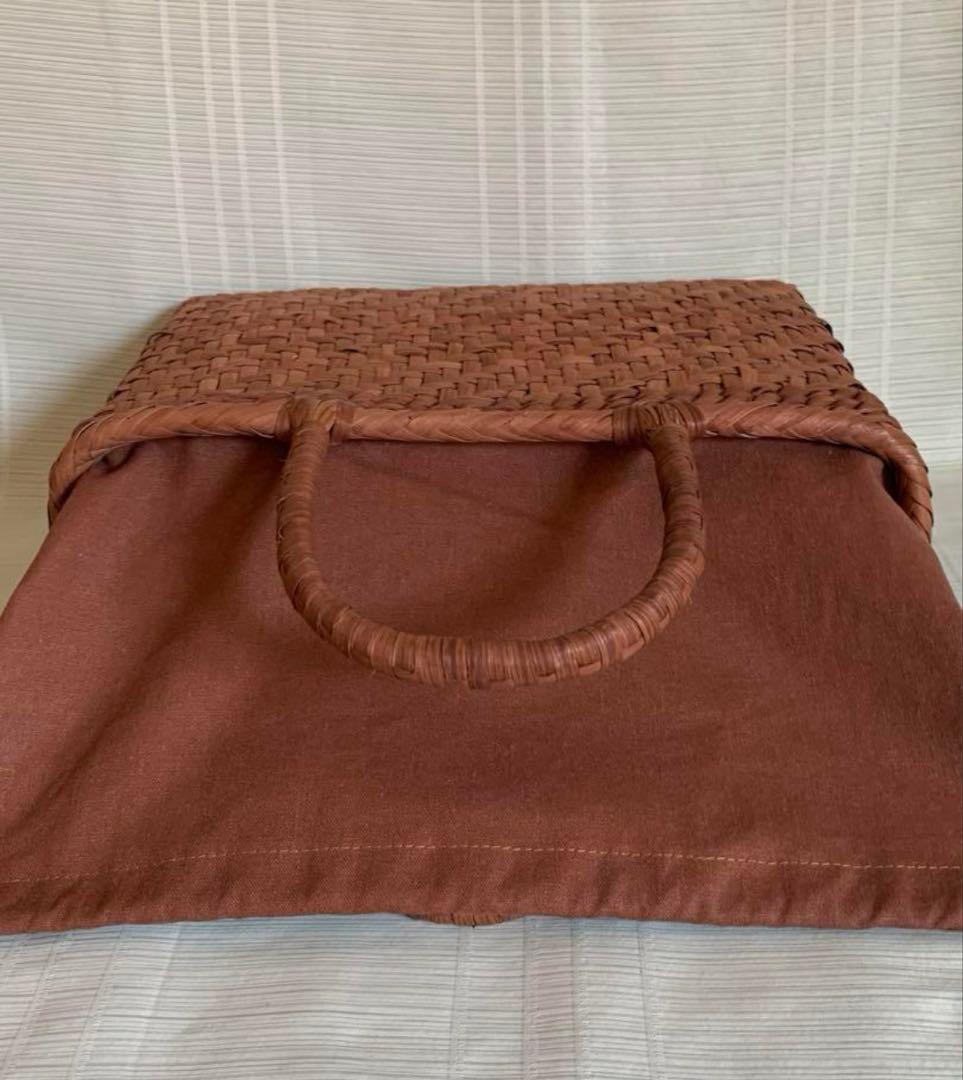 新入荷 新品 未使用品　長野産　職人手編み　網代編み　山葡萄籠バッグ