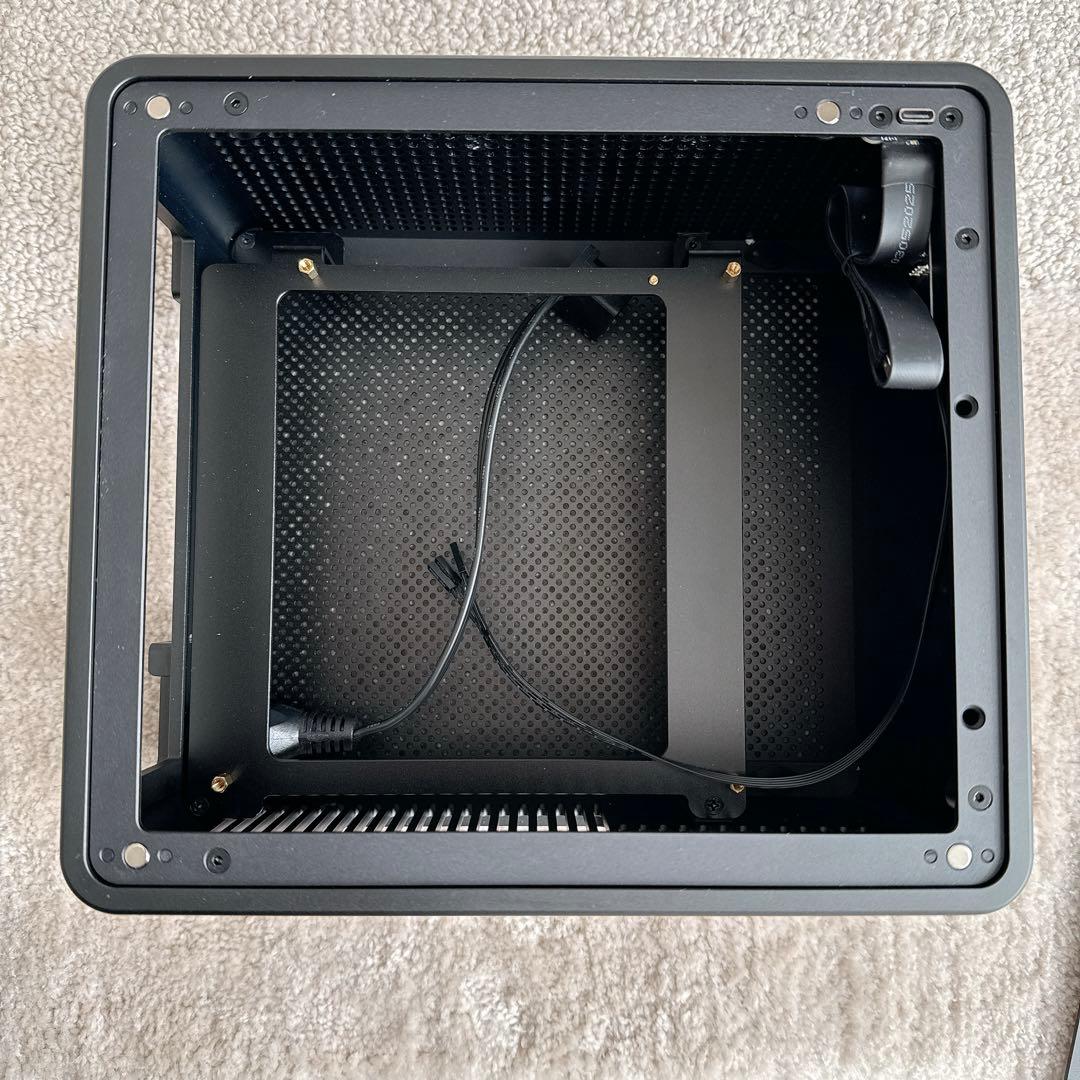 COOJ MQ5 5.6L PCケース 海外輸入品