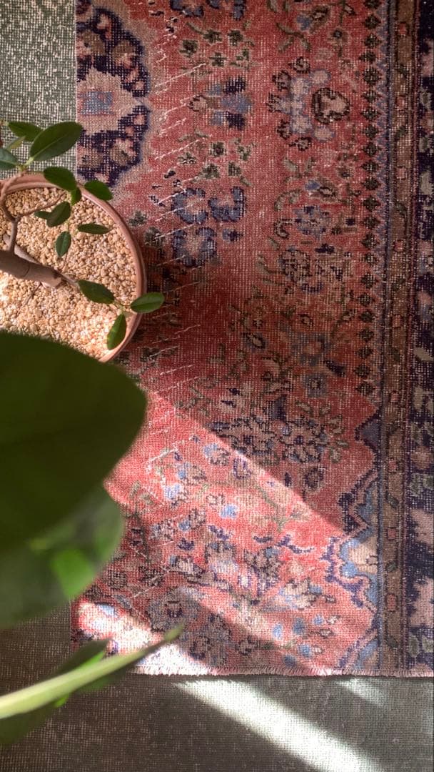 70×237 \"SAKURA” ViNTAGE TURKiSH RUG