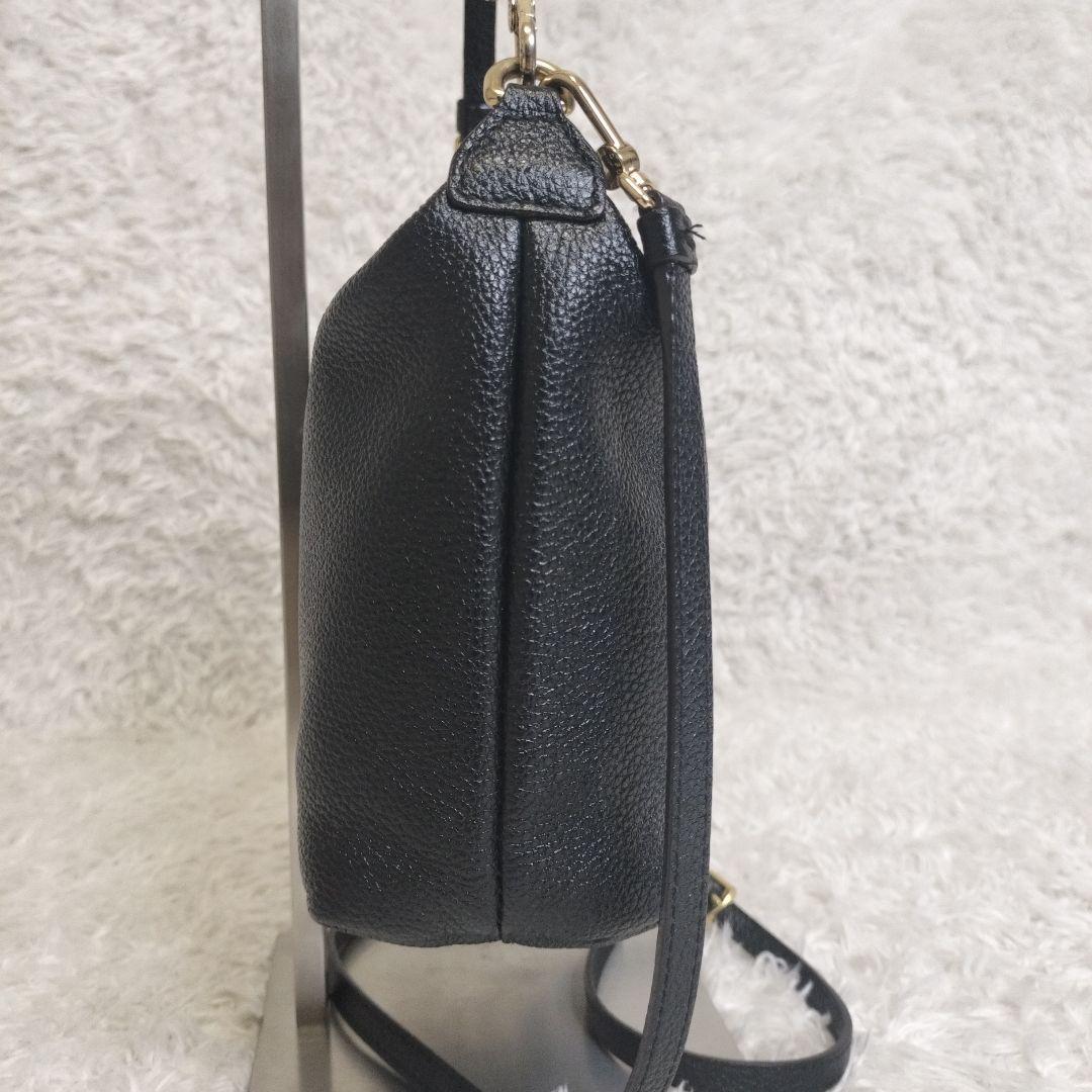 美品 フルラ ソフィー 2way ショルダーバッグ ブラック ハンド 金具ポーチ