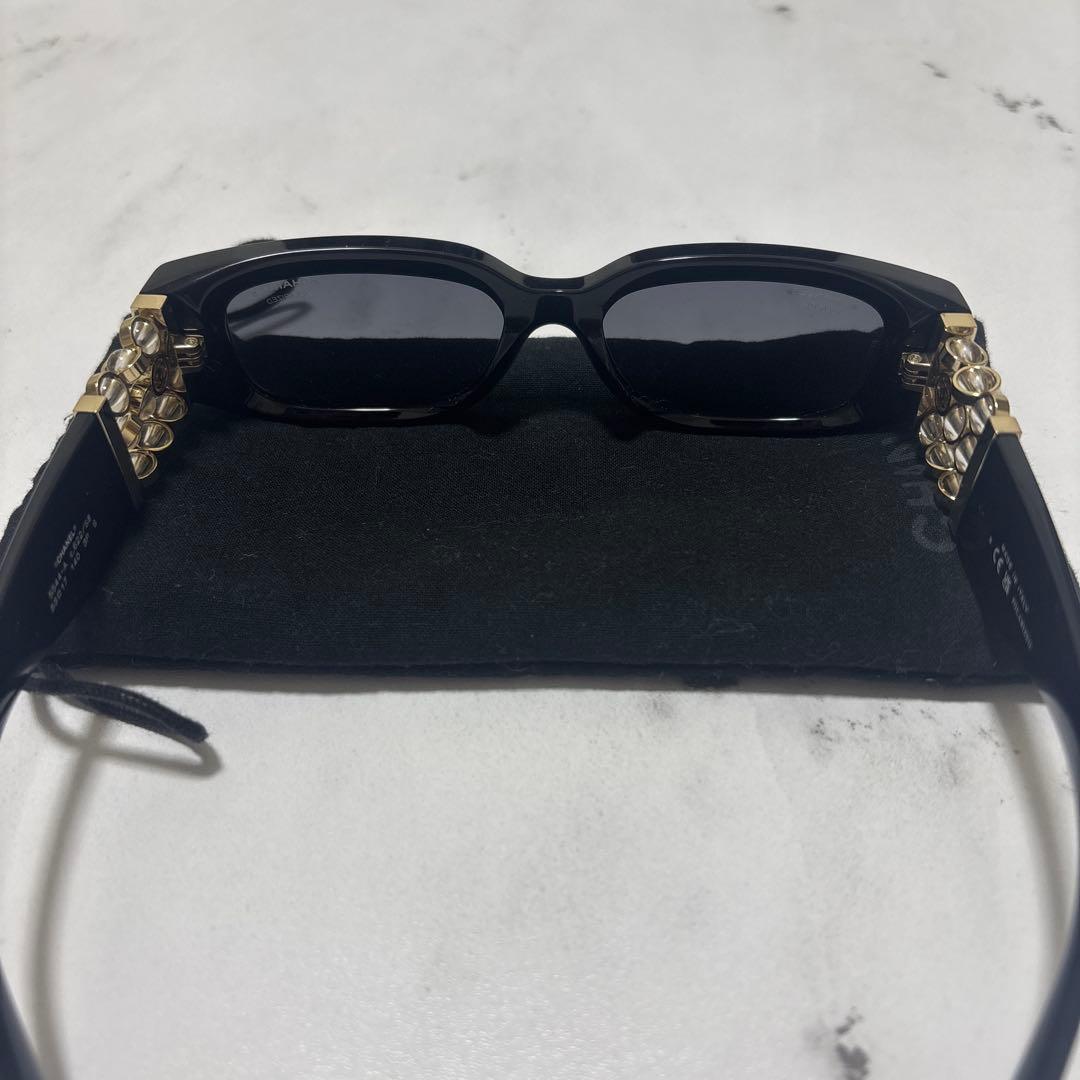 売り切り最安値　国内完売 シャネル サングラス オーバル シェイプ25ss