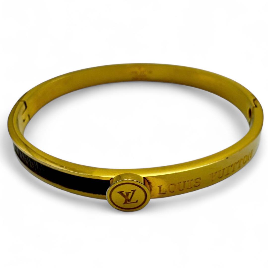 ルイヴィトン　バングル　ブレスレット　ロゴ　ゴールド金具 レザー
