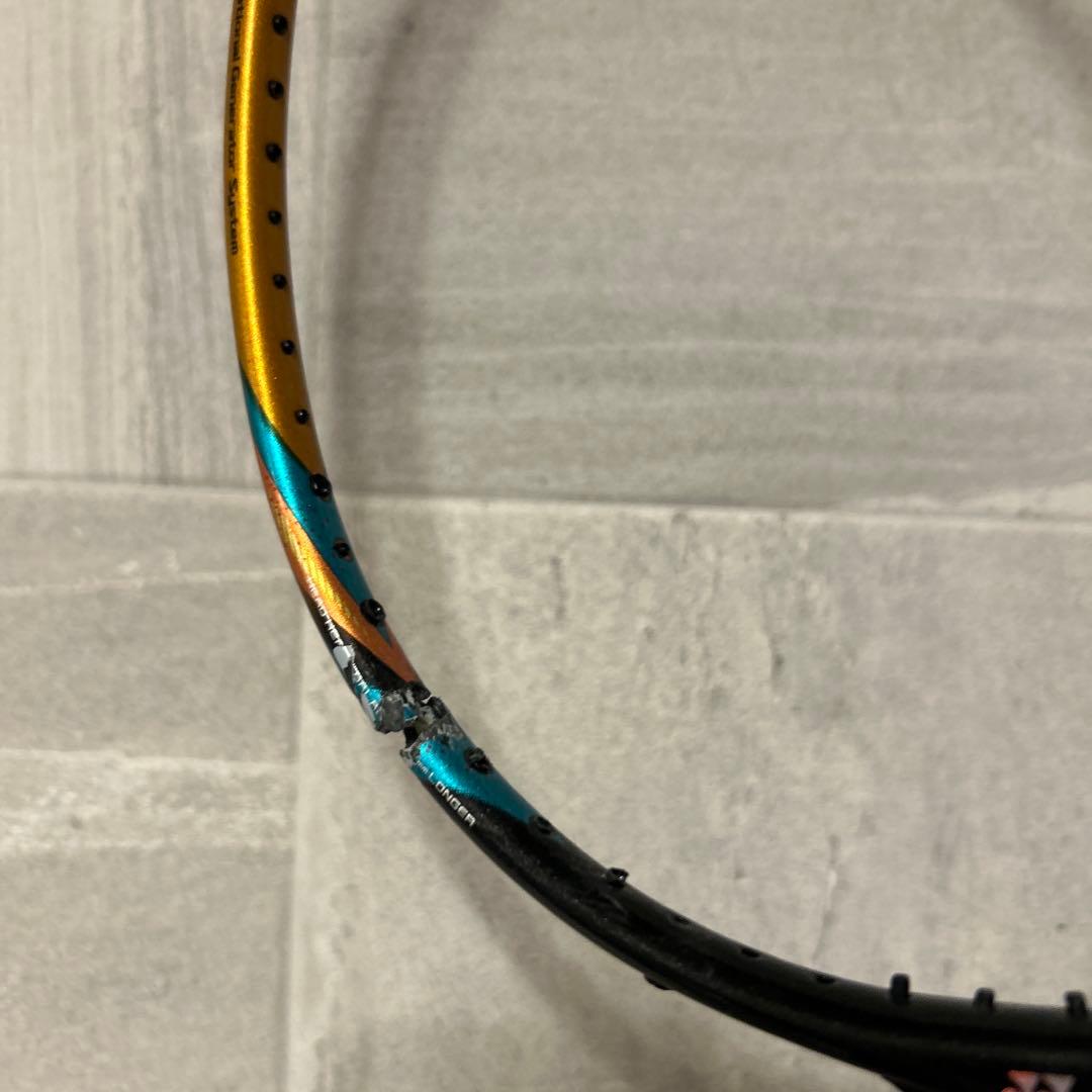 バドミントンラケットヨネックス　ジャンク品