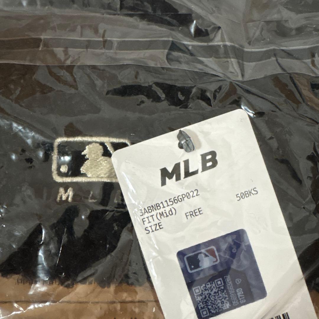 MLB 猫耳 ブラック aespaカリナ着用 韓国 ニット帽 ビーニー 冬服