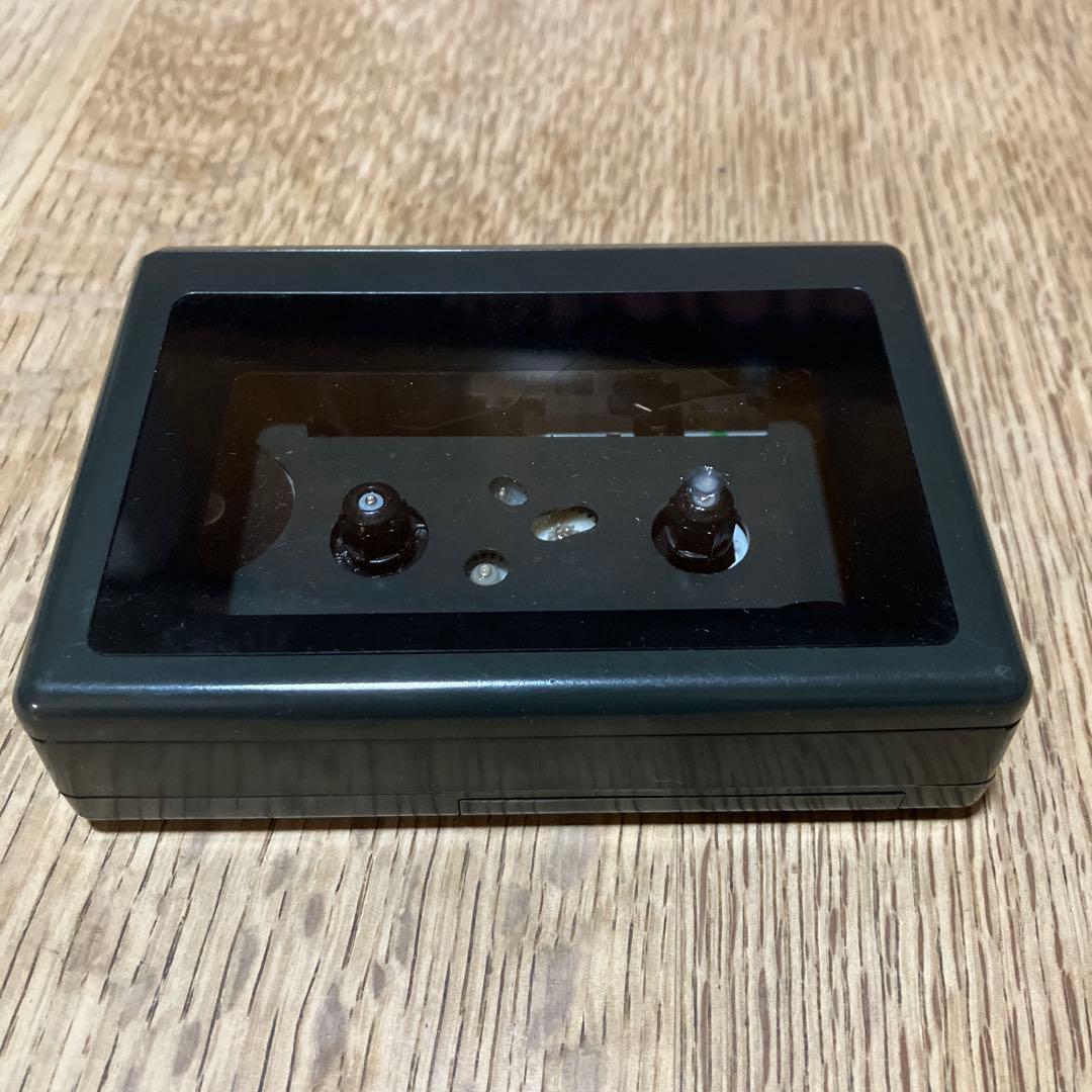 ポータブルカセットプレーヤー B-1000EW