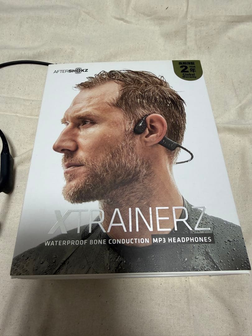 AfterShokz Xtrainerz 骨伝導イヤホン 防水 MP3内蔵