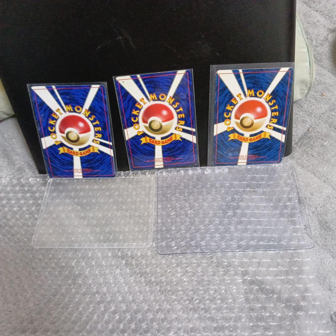 ひ*ろ様 美品！なみのりピカチュウ！初版ピカチュウ、ピカチュウピカボルトマ−ク無