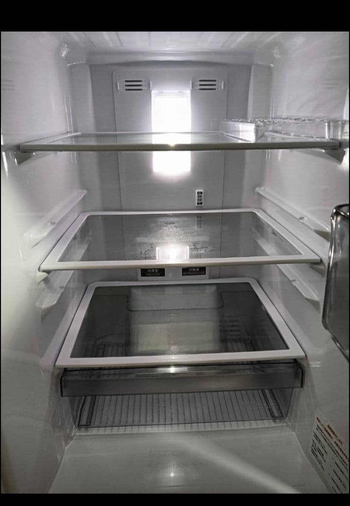 MR-P15J-W ホワイト冷蔵庫　三菱電機　美品