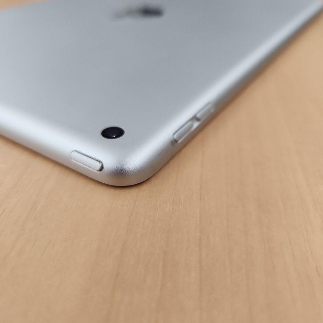 Apple iPad (第9世代) 10.2インチ 64GB WiFiモデル