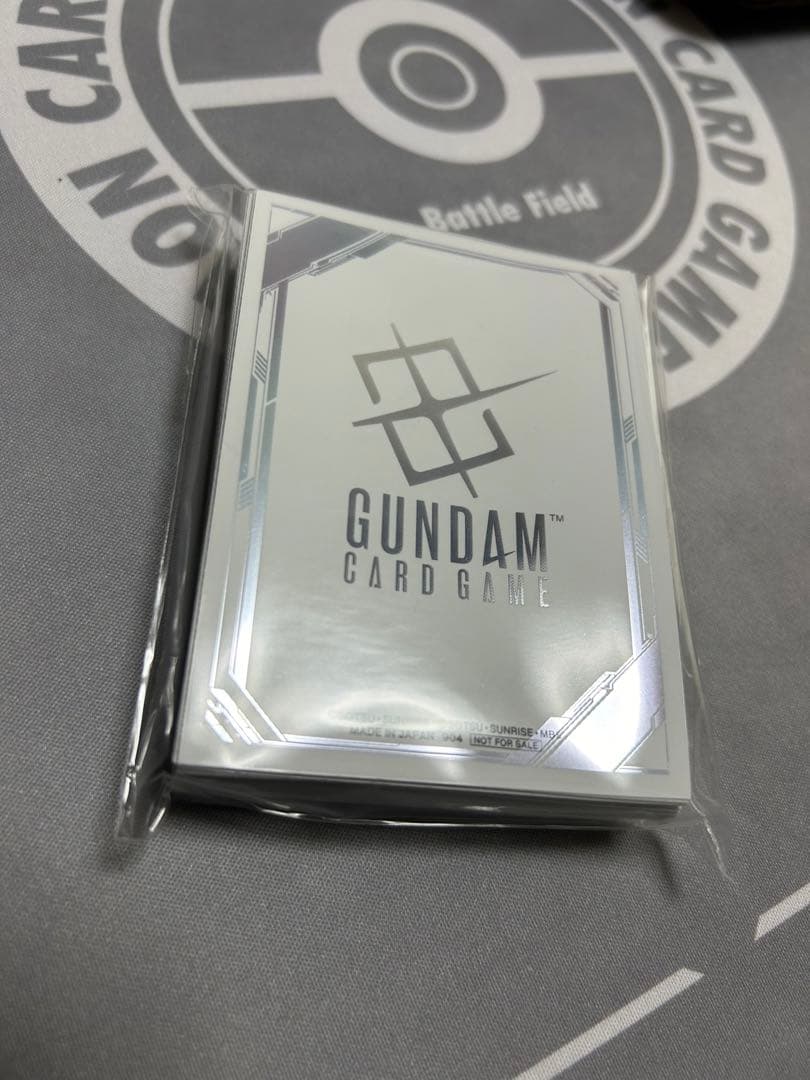 新品未開封　ガンダムカードゲーム β版体験会 プロモーションスリーブ　おまけ付き