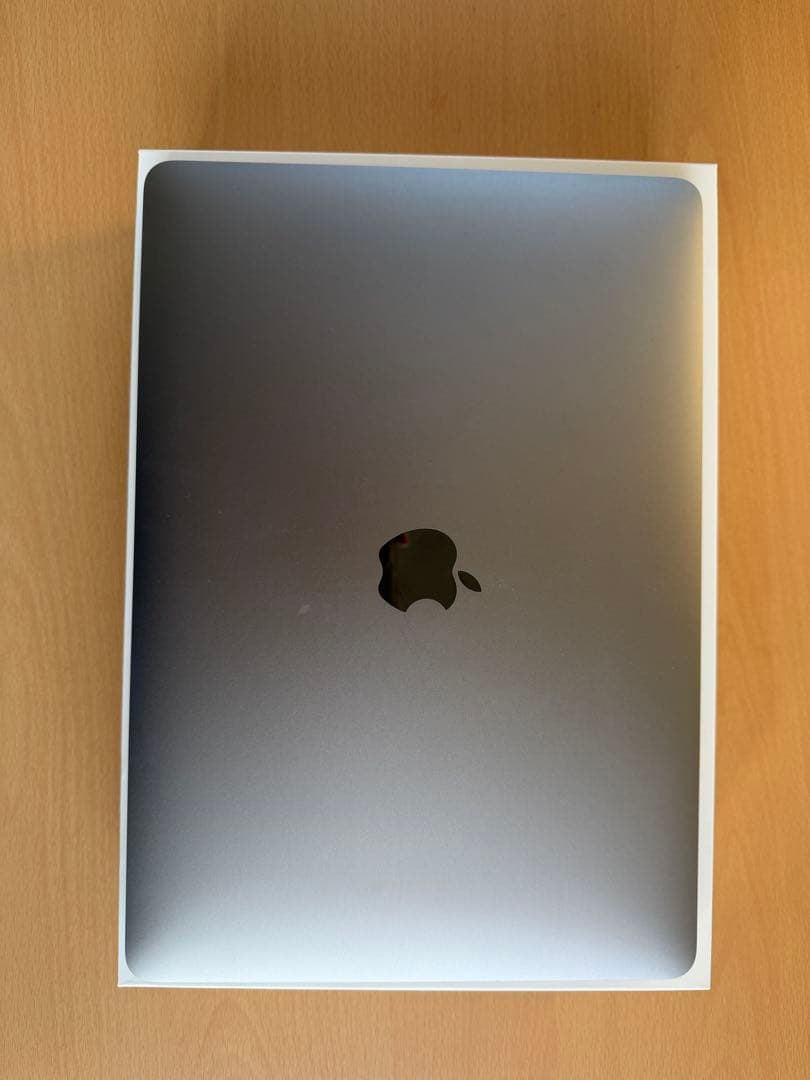 Apple MacBook Air 本体 充電器付き