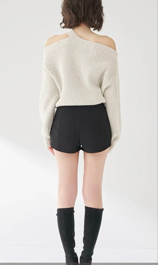 新品未使用　ダーリッチ　美シルエットショートパンツ Free