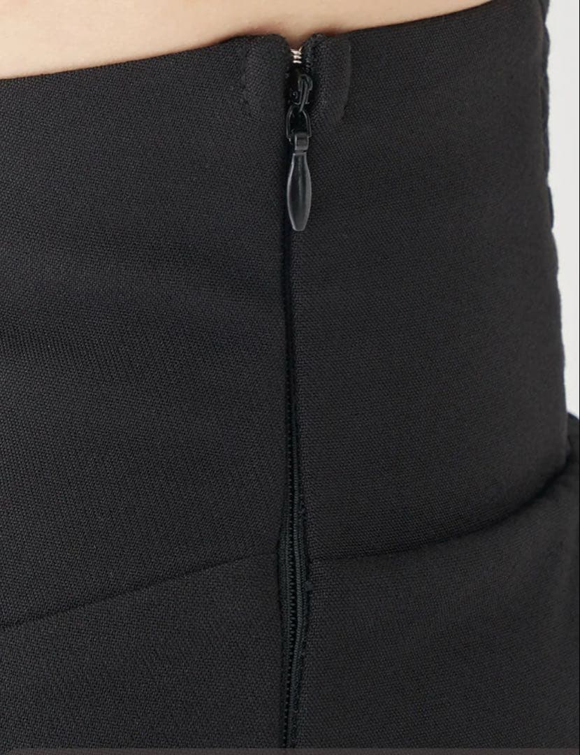 新品未使用　ダーリッチ　美シルエットショートパンツ Free