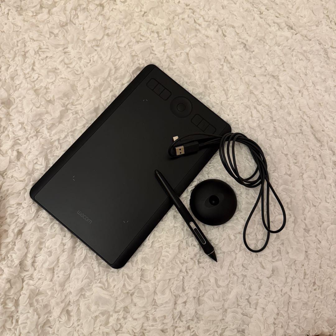 Wacom Intuos Pro Sサイズ ペンタブレット