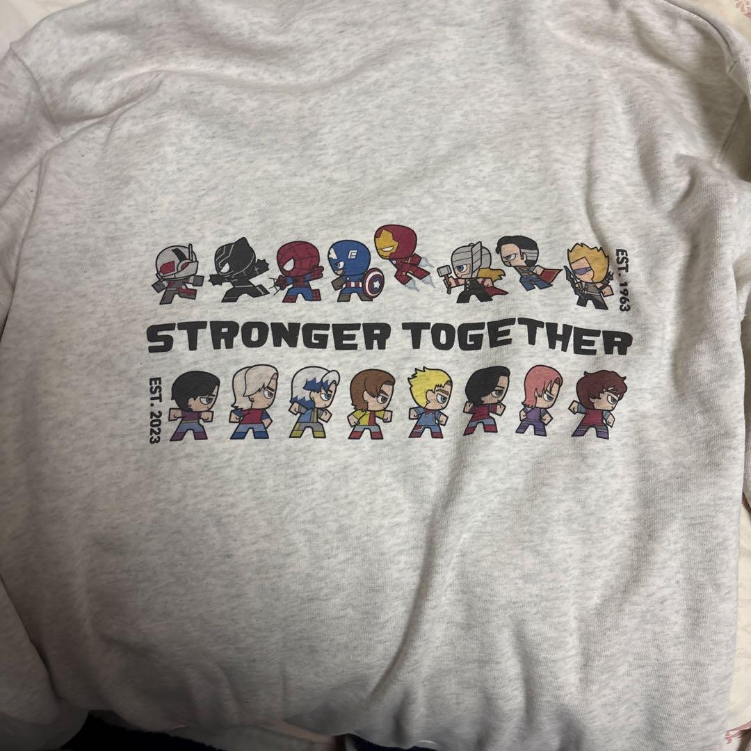 MARVEL MAZZEL パーカー Mサイズ