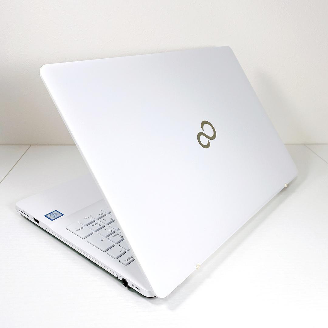 届いてすぐに使える✨事務作業✨快適SSD✨ブルーレイ✨富士通ノートパソコン✨04