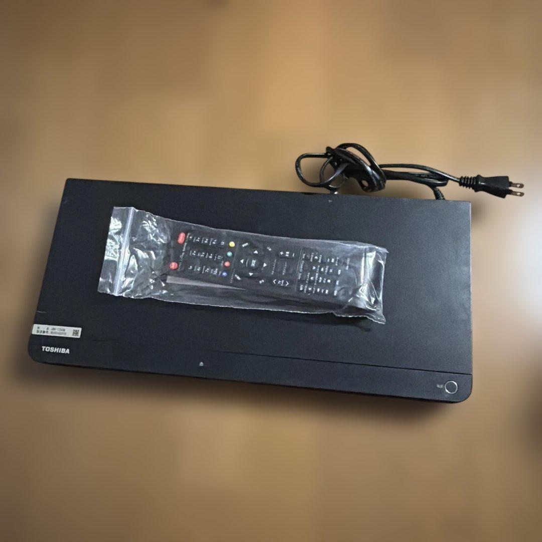 しま　動作品　DBR-T2008 東芝　BDレコーダー