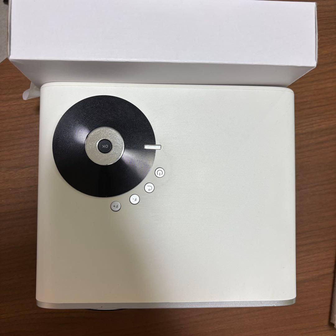 WIMIUS ホワイト プロジェクター 本体