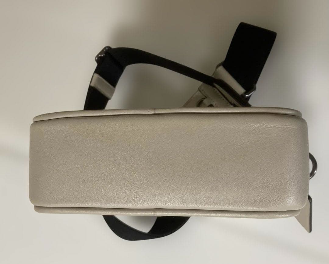 COACH ショルダーバッグ　 グレーベージュ×アイボリー