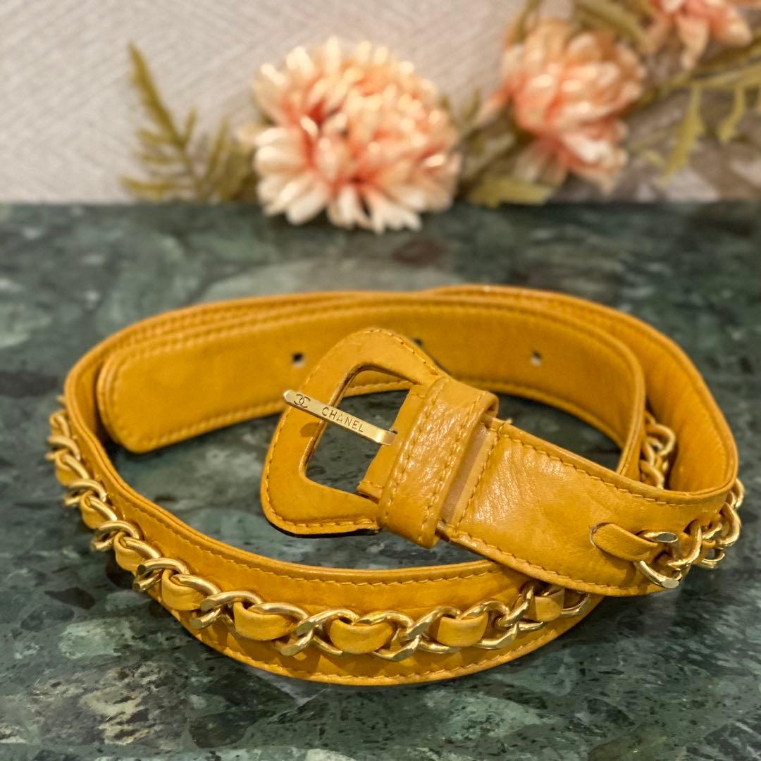 VINTAGE CHANEL ゴールドチェーンベルト ラムスキン イエロー ココ
