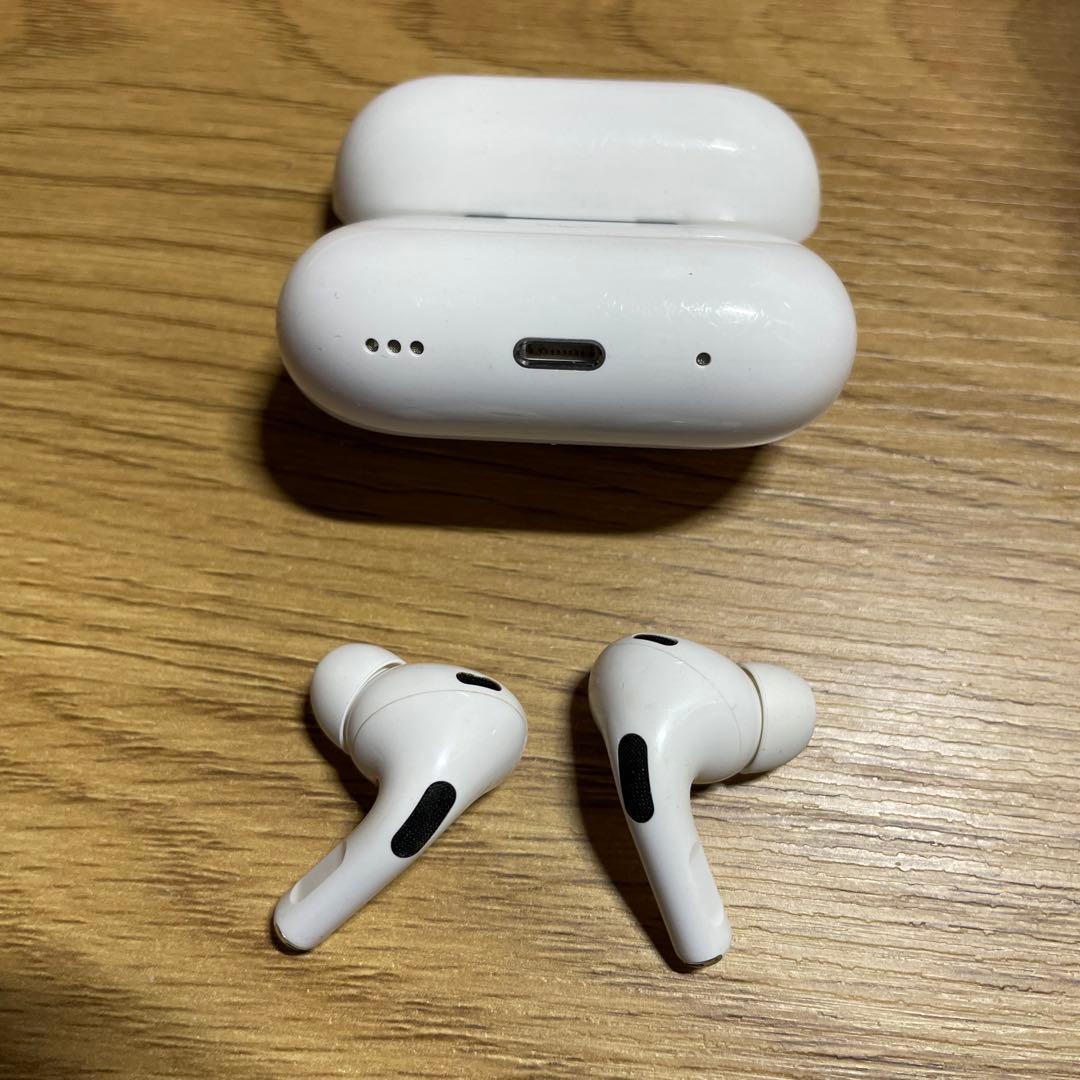 Apple Airpods Pro 第2世代　lightning