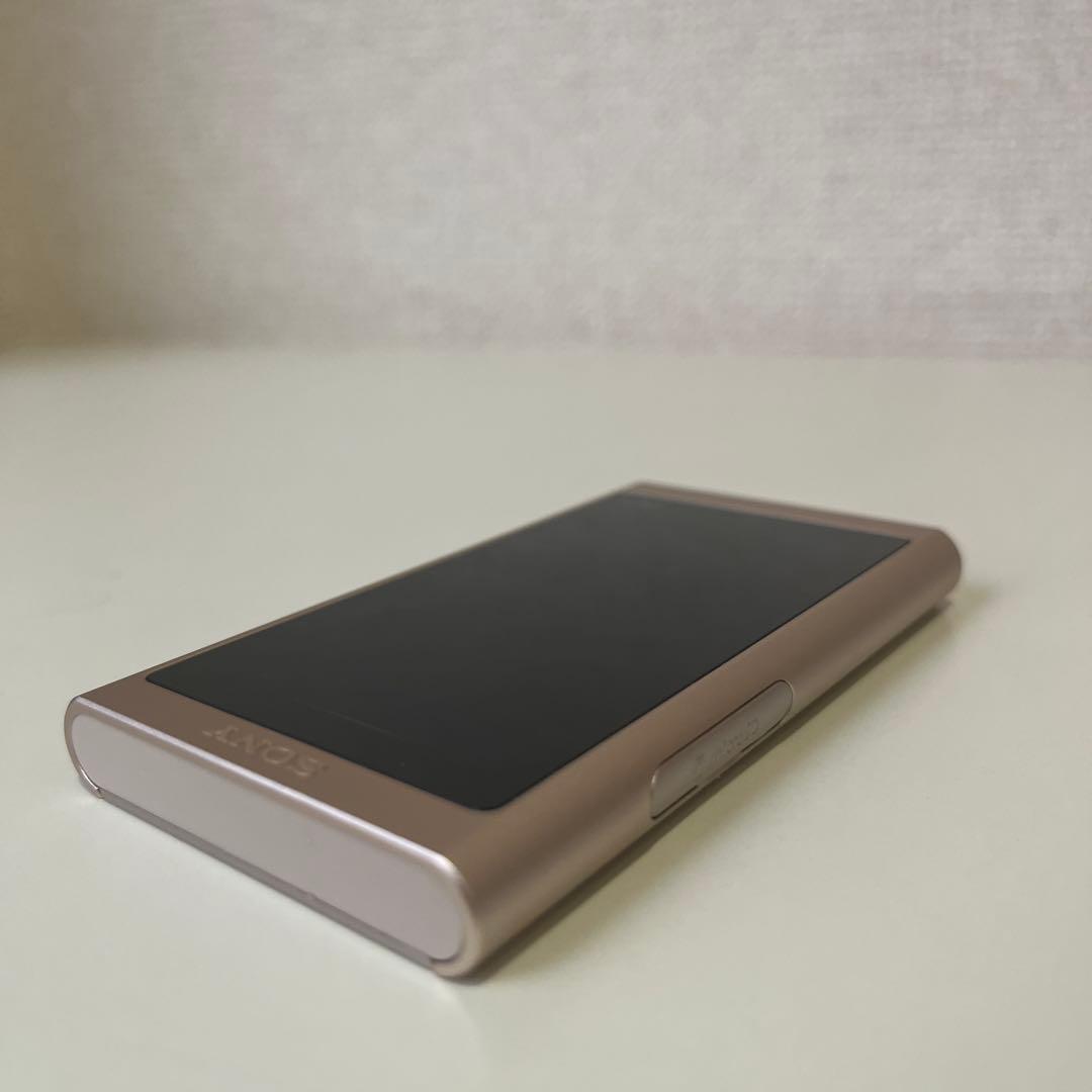 ポータブルプレーヤー SONY WALKMAN GOLD NW-A55
