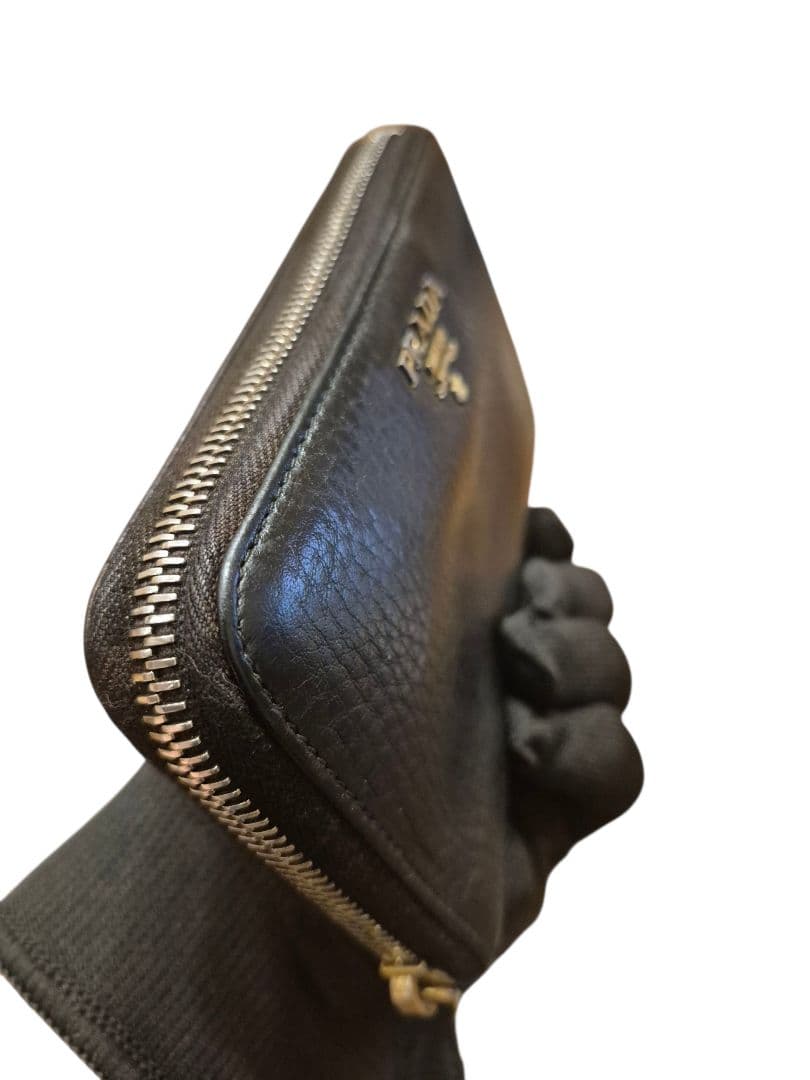 ＰＲＡＤＡ　プラダ　ラウンドファスナー　財布　ケース　小銭入れ