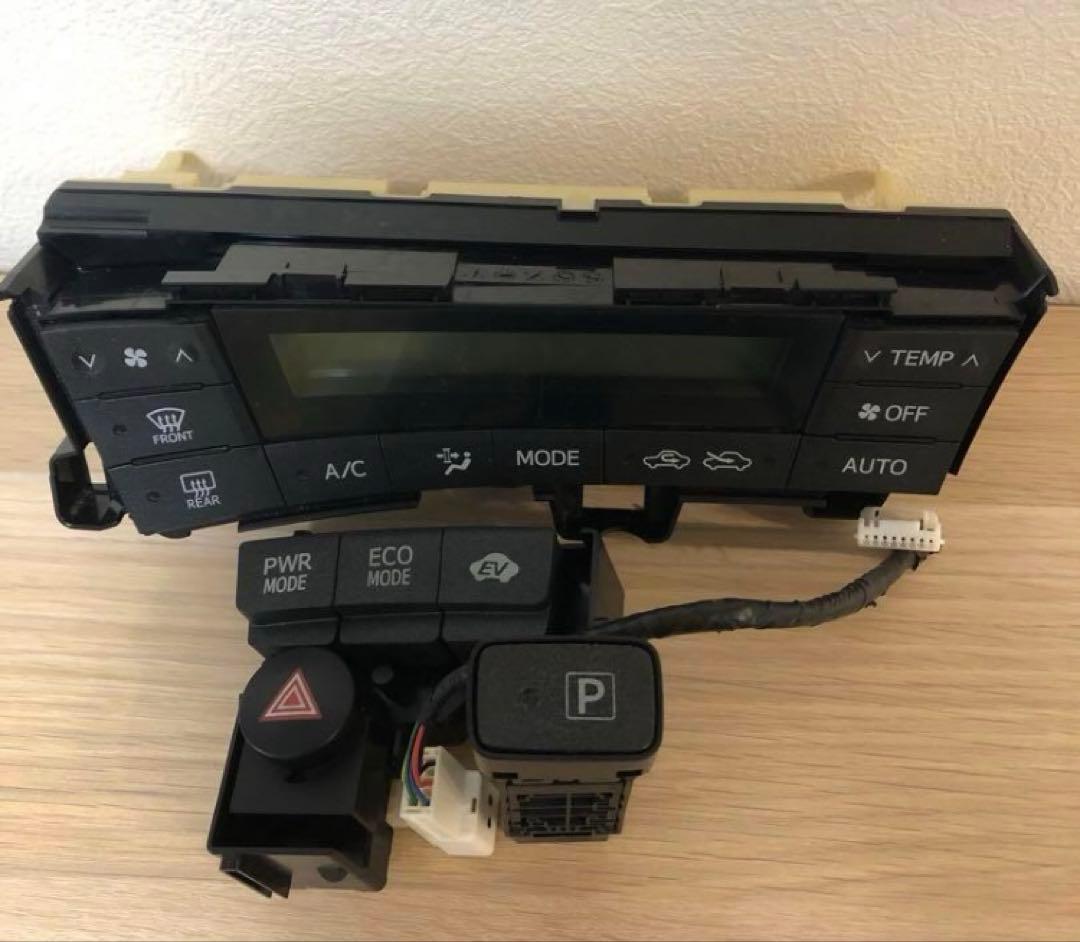 ZVW30 プリウス　前期　エアコンパネル　シフトパネル LED打ち替え