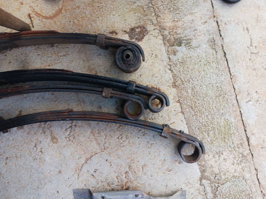 ジムニー　ja11　社外リーフスプリング