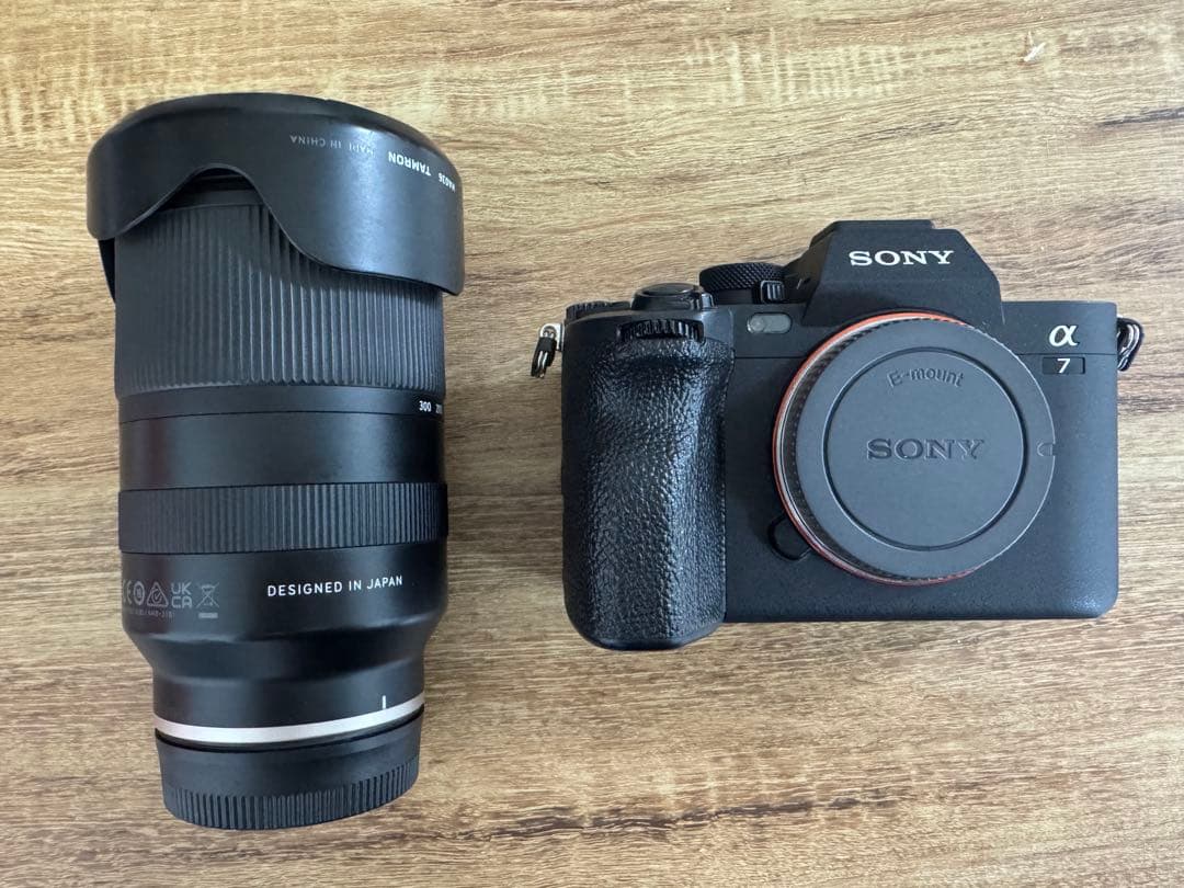 【レンズ付】SONY α7IV ILCE-7M4 /タムロン18-300mm