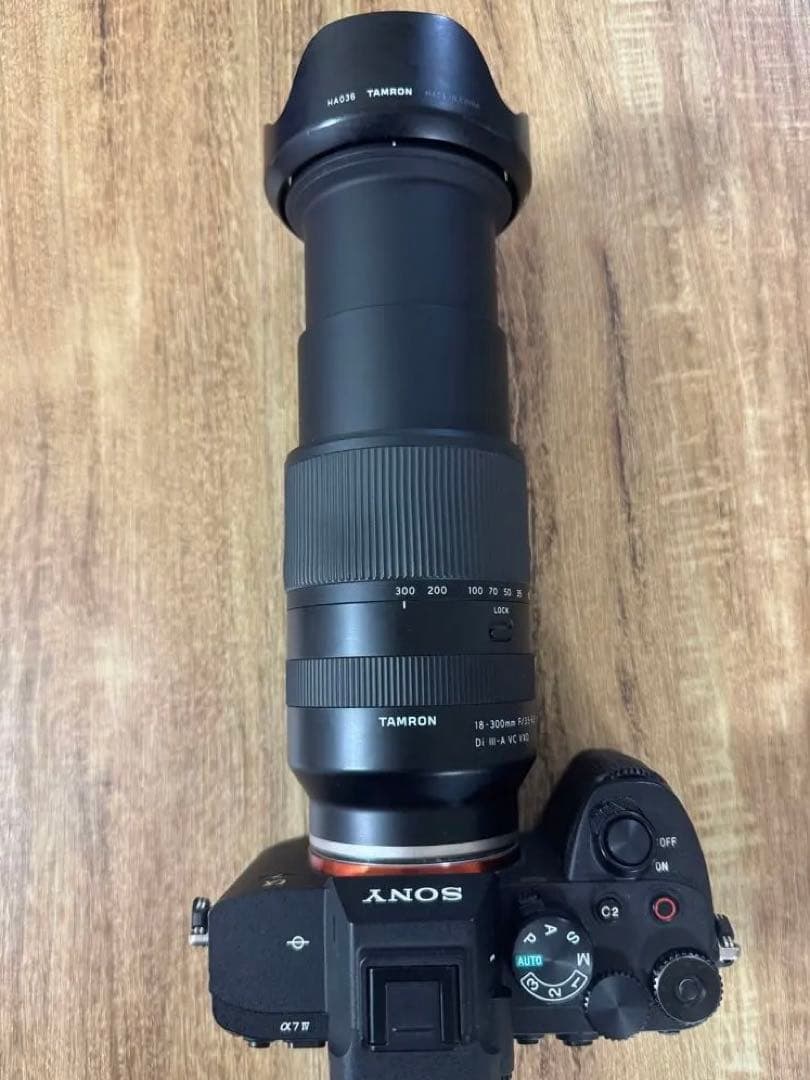 【レンズ付】SONY α7IV ILCE-7M4 /タムロン18-300mm