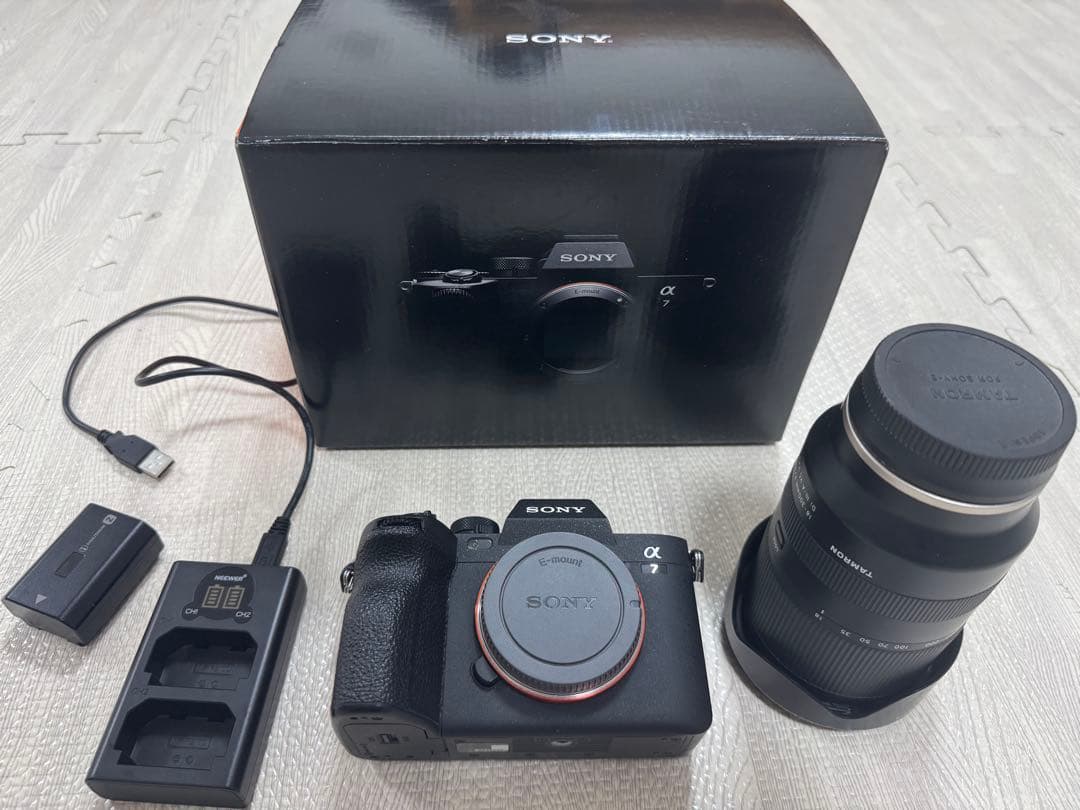 【レンズ付】SONY α7IV ILCE-7M4 /タムロン18-300mm