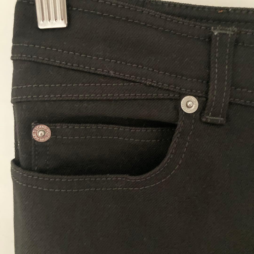 LOUIS VUITTON スリムフィット ブラックパンツ