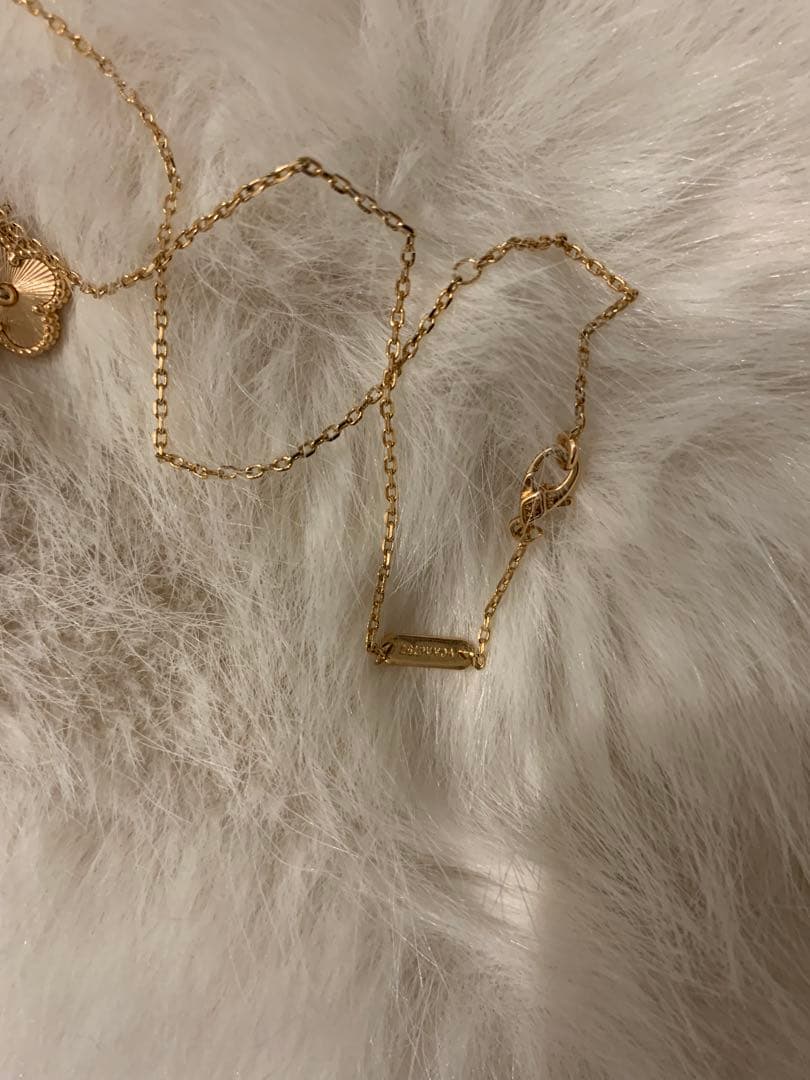 四葉のクローバー　ネックレス　ローズゴールド