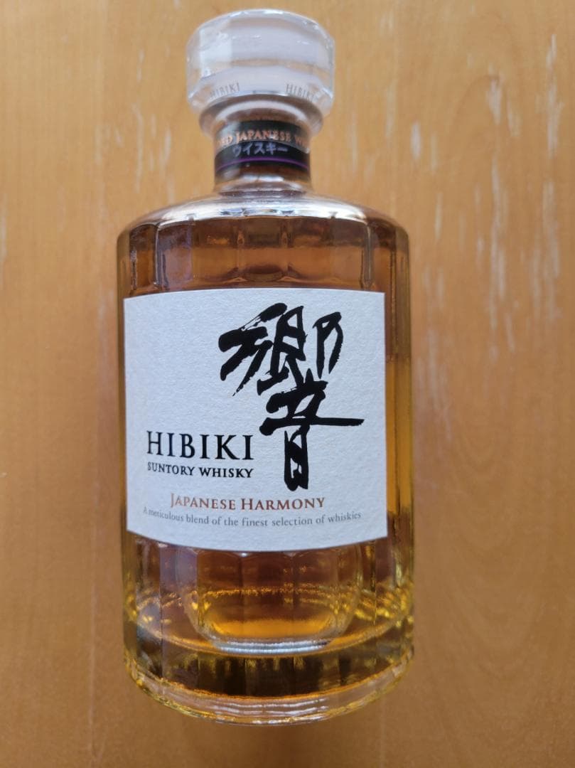 サントリーウイスキー響700MI 1本