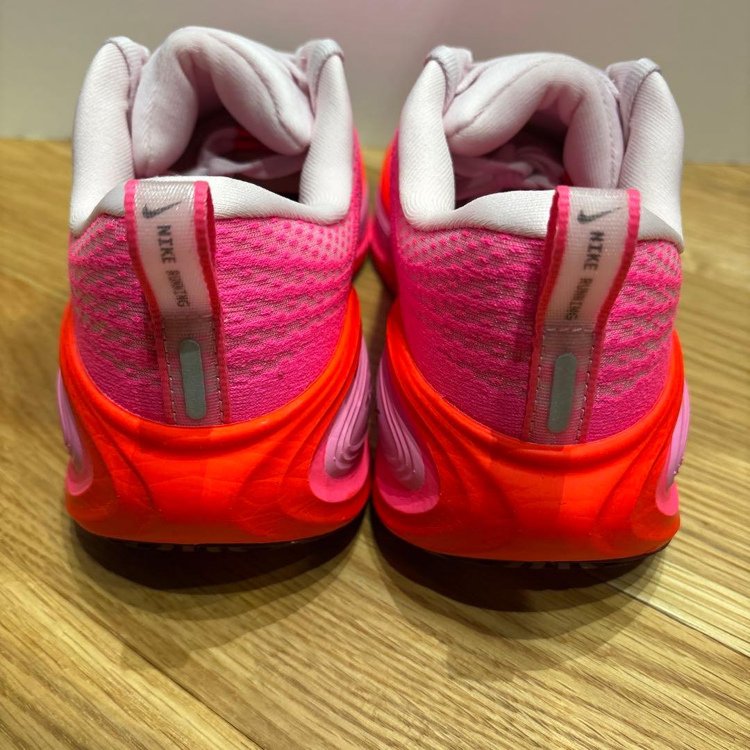 【23cm/新品未使用】ナイキ ボメロプラス