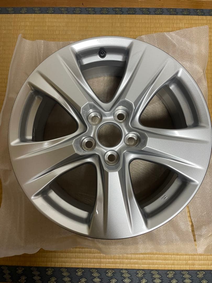 トヨタ 新型 RAV4 17インチ 純正アルミホイール 2本 新車外し　①