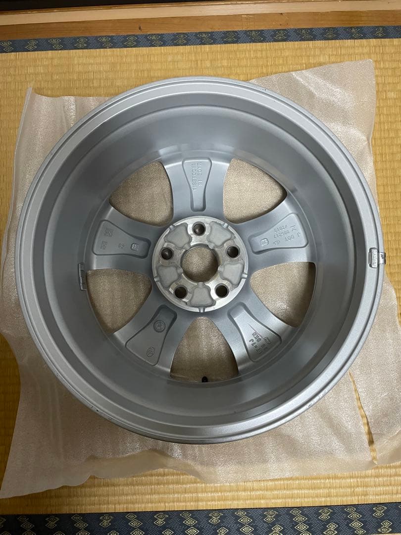 トヨタ 新型 RAV4 17インチ 純正アルミホイール 2本 新車外し　①