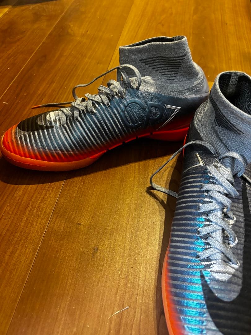 セ*ジ様 Nike Mercurial フットサルシューズ クリロナ　CR7