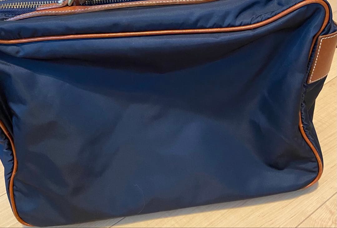 Felisi ネイビー バッグ　ソフトボストン