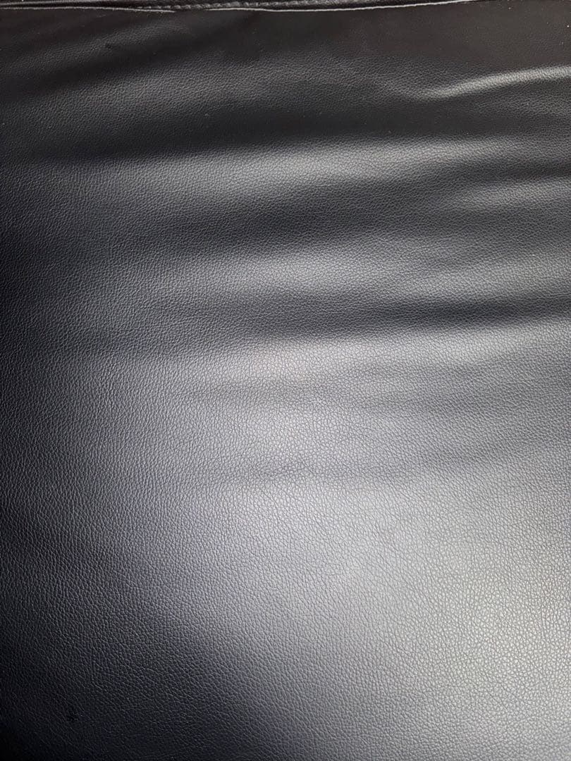 レザーソファ　ブラック