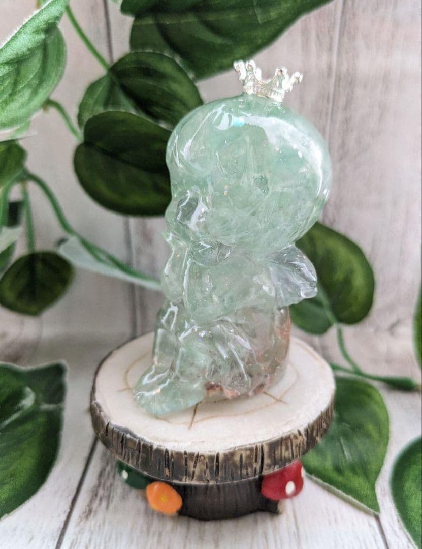 【やま】ブルークラック水晶の恐竜ちゃん形オルゴナイト☆他１５点