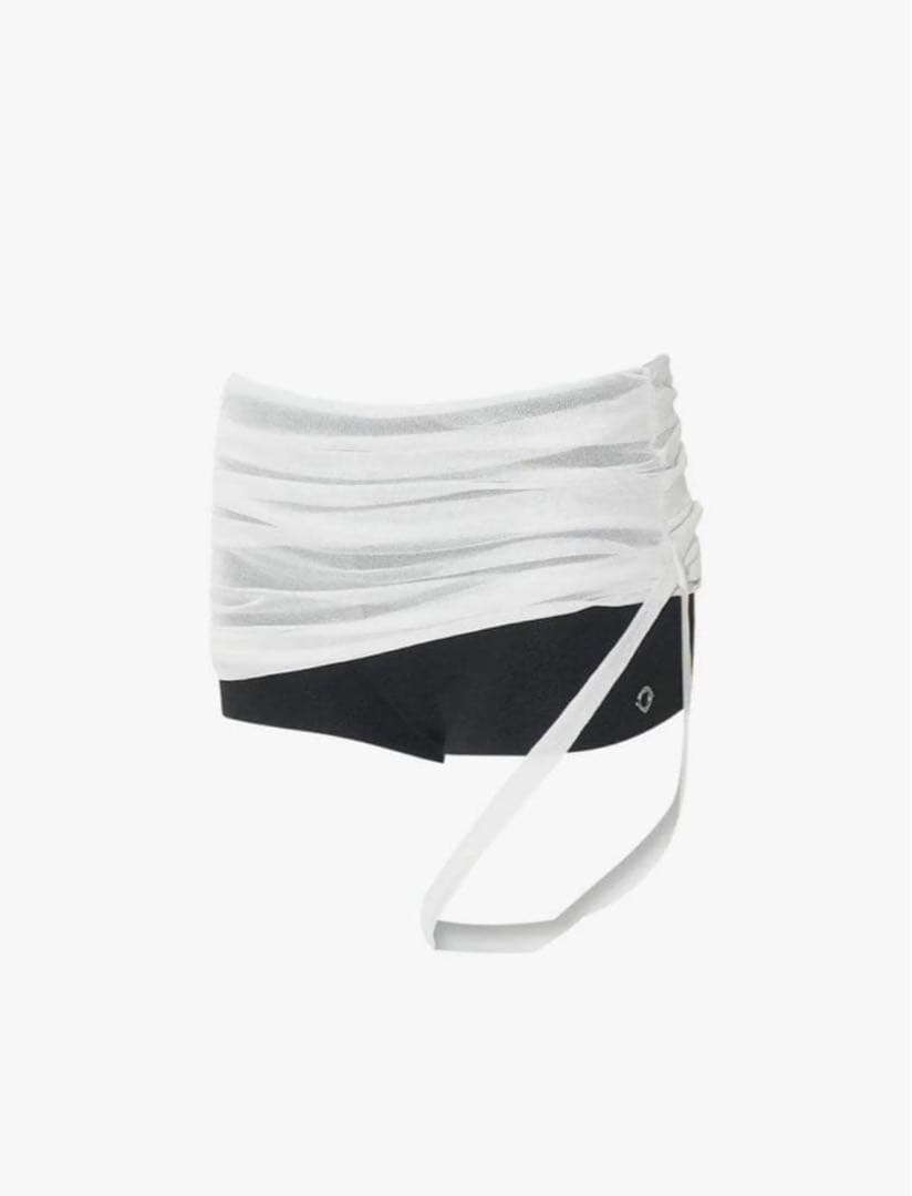 THEREDTHREAD ショートパンツ