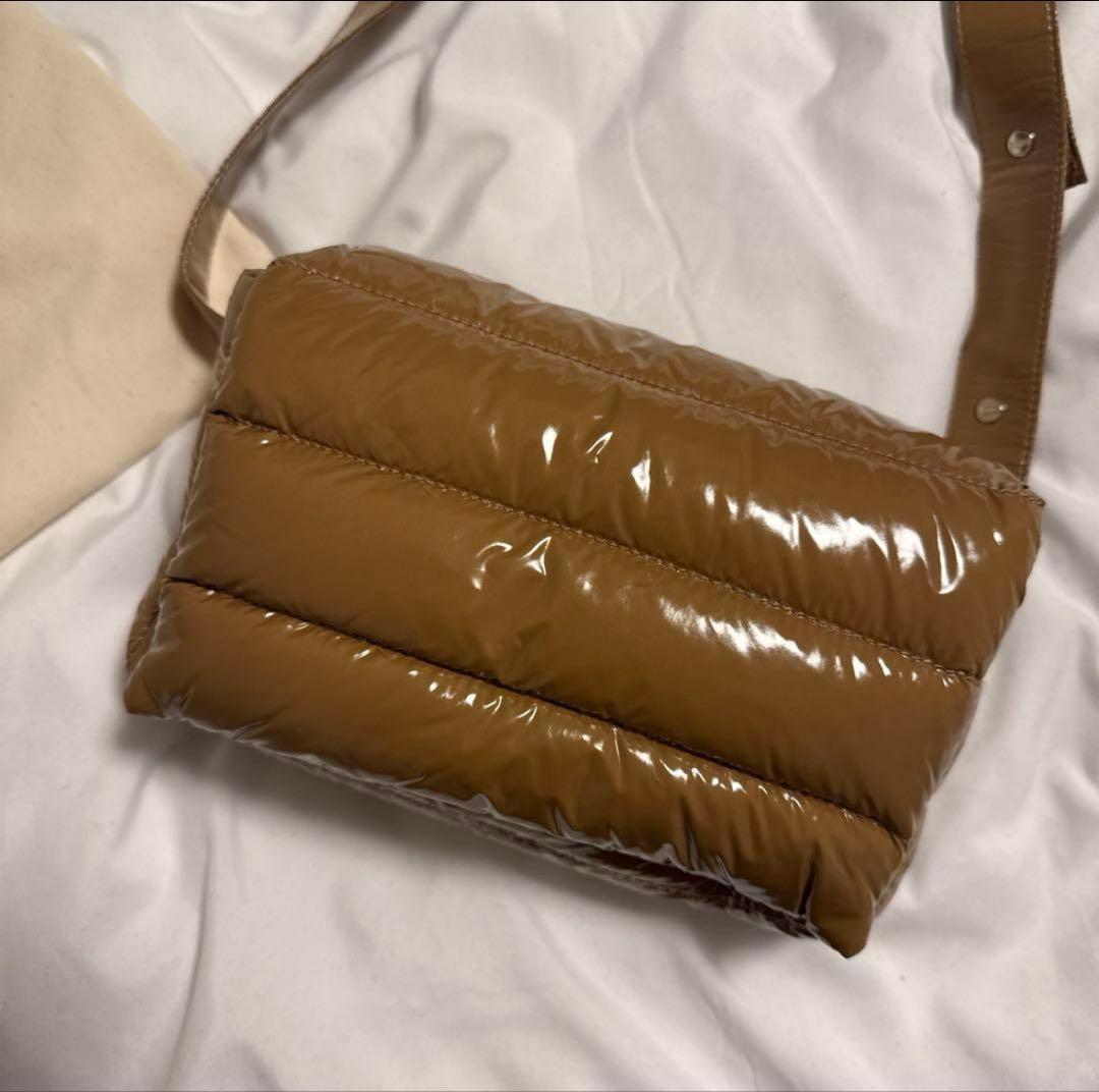 HERNO ダウン素材バッグ